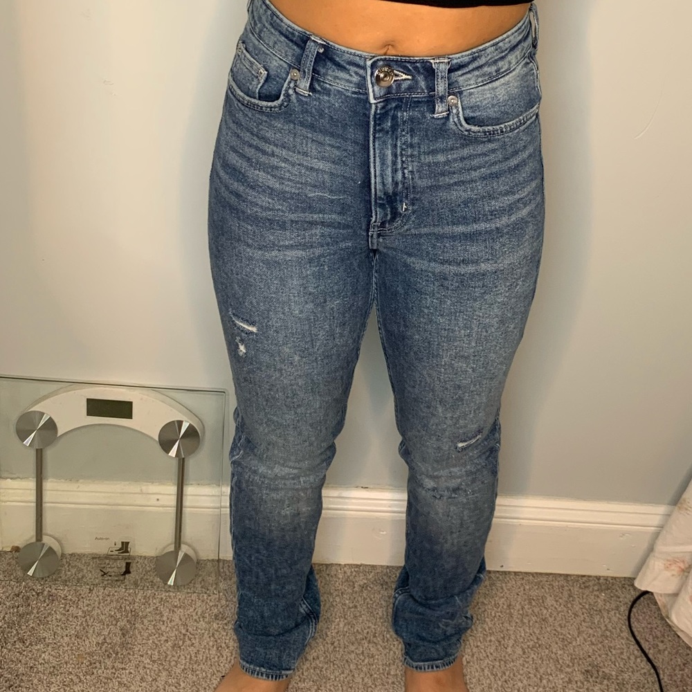 Denim Distressed Jeans ✨